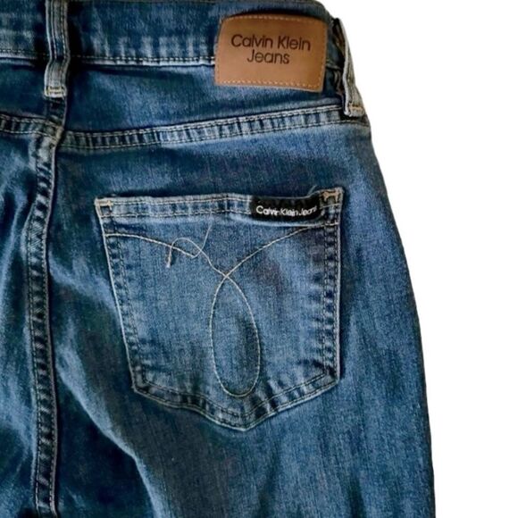 Calvin Klein Straight Leg Mid-Rise Denim Blue Jeans Size 4/27 - Picture 8 of 11